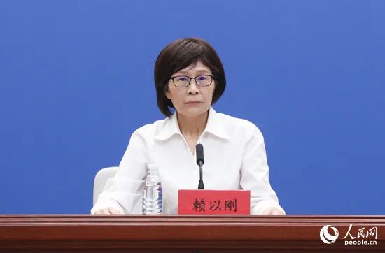 省卫健委二级巡视员赖以刚