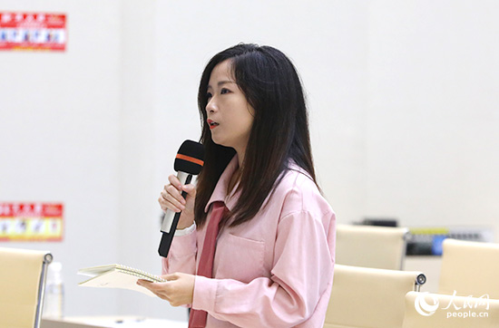 福州新闻广播记者.jpg